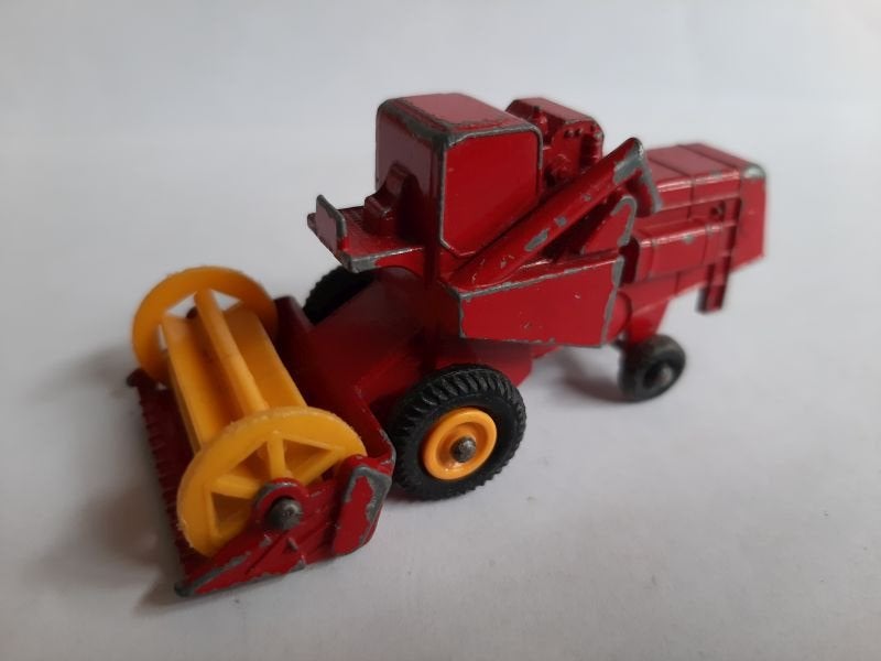 Claas Combine Harvester van Matchbox nummer 65 3 inch mooi, Ophalen of Verzenden, Zo goed als nieuw, Tractor of Landbouw