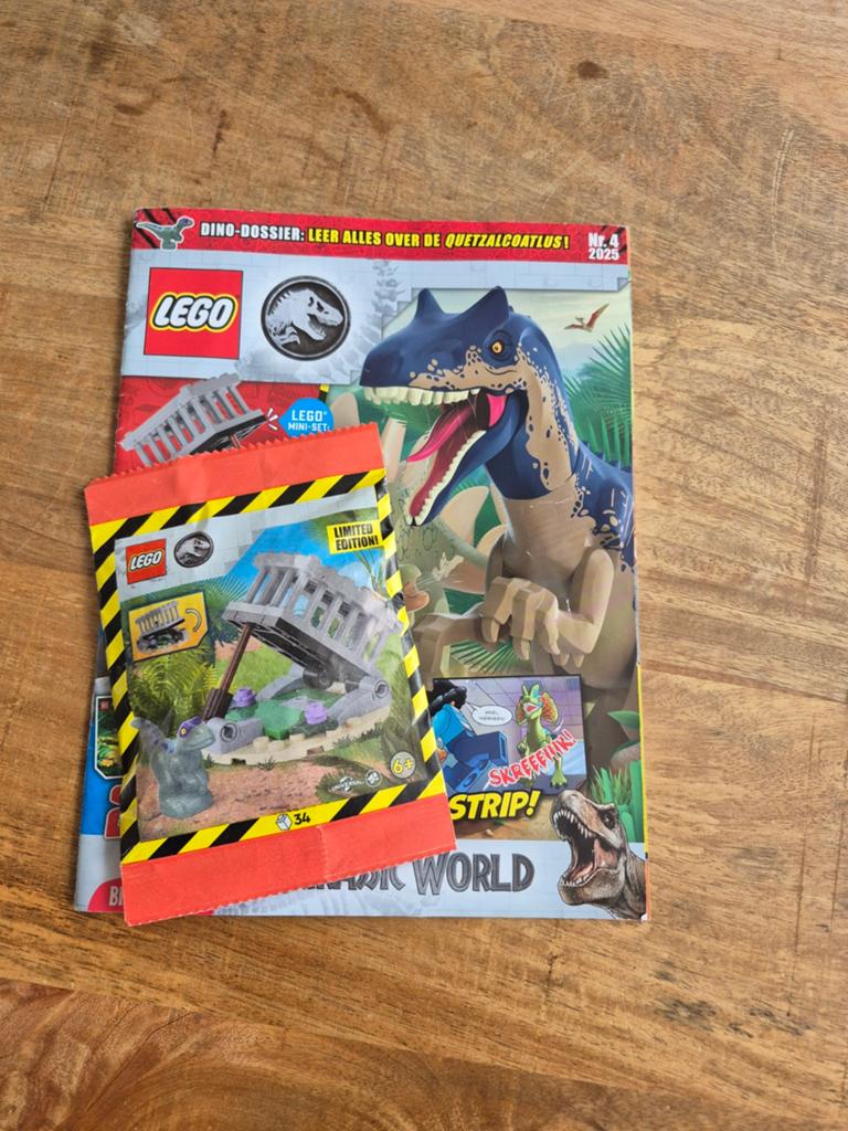Lego tijdschrift met paperbag jurrasic world nieuw, Jurassic World, Lego, Nieuw, Ophalen of Verzenden