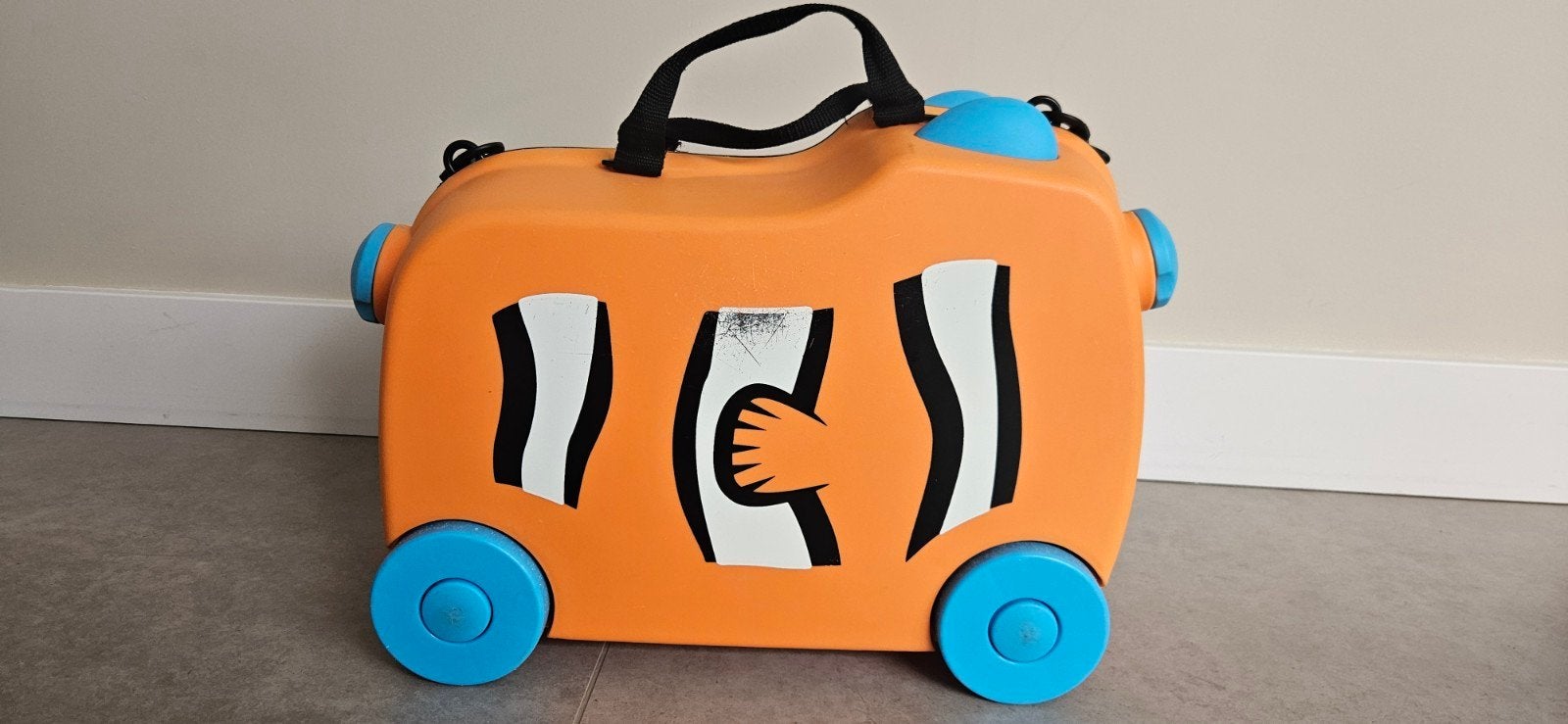 Kinderkoffer vis - Trunki look a like, Sieraden, Tassen en Uiterlijk, Koffers, Ophalen, Gebruikt, Hard kunststof, Minder dan 50 cm