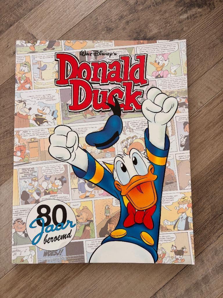 Grote Donald Duck verzameling + 80 jaar jubileumboek, Donald Duck, Meerdere stripboeken, Ophalen, Gelezen