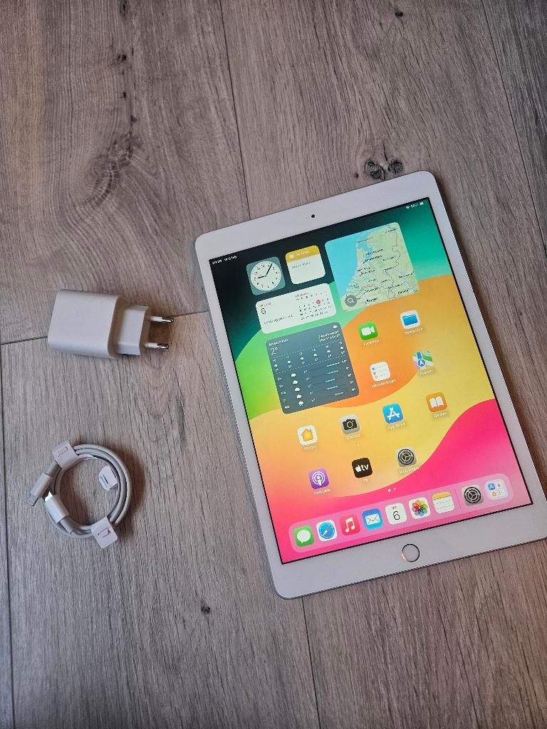 Apple iPad 7Th Gen Wit 128 met accessoires €120, Computers en Software, Apple iPads, Ophalen of Verzenden, 10 inch, Wit, Apple iPad