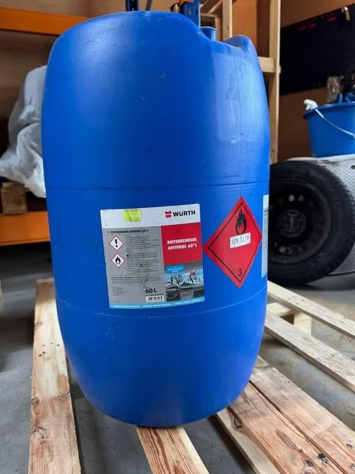 Ruitenwisservloeistof van Würth - 60L vat, Ophalen, Gebruikt