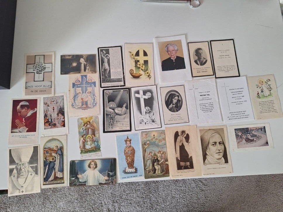 Collectie religieuze prentjes en bidprentjes, Ophalen of Verzenden