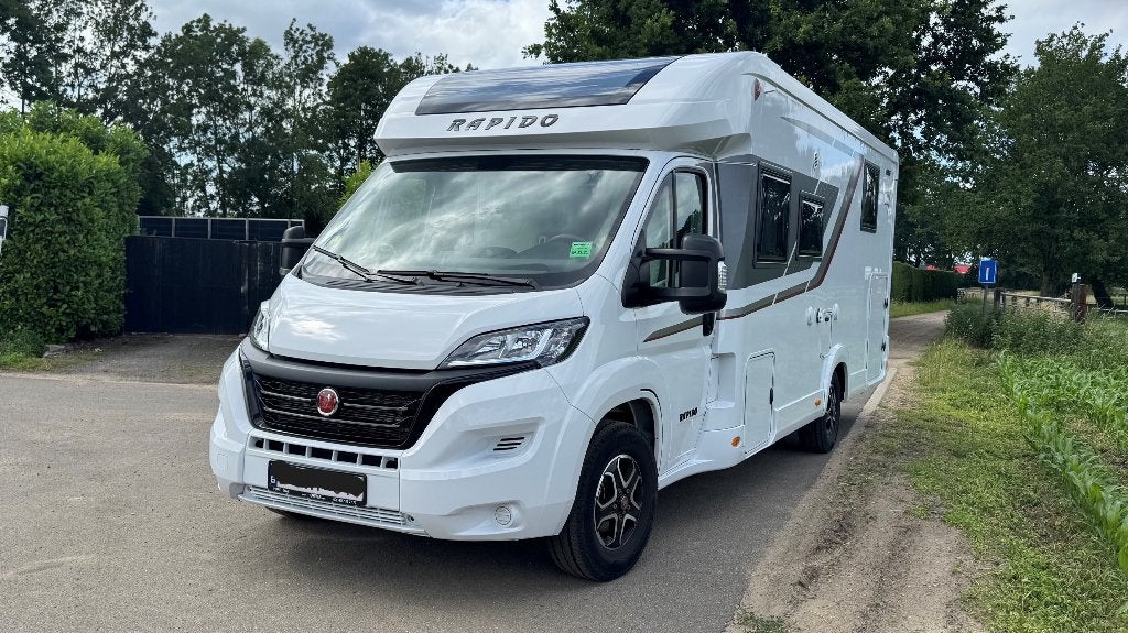 Rapido 696F (2024) –180PK automaat –16.650 km – Nieuwstaat, Standaard zit, Ringverwarming, Fiat, 7 tot 8 meter