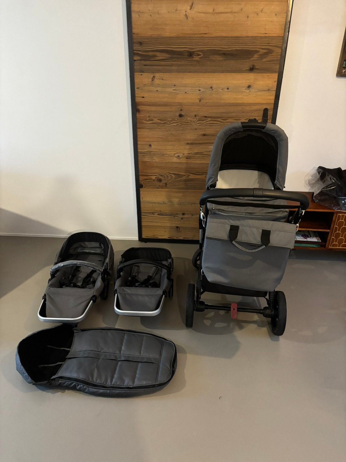 Complete Thule Sleek duo kinderwagen – 2 zitjes + reiswieg, Gebruikt, Duowagen, Combiwagen, Ophalen