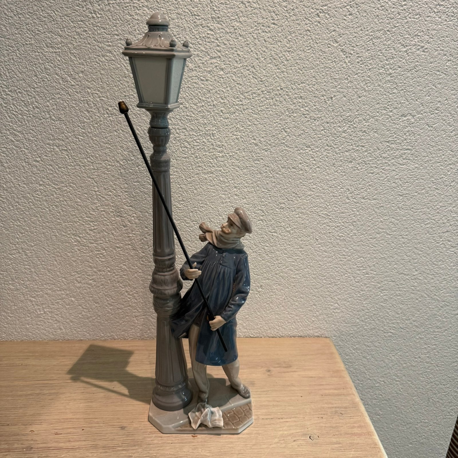 Lladró lantaarnaansteker #5205, Ophalen of Verzenden, Zo goed als nieuw