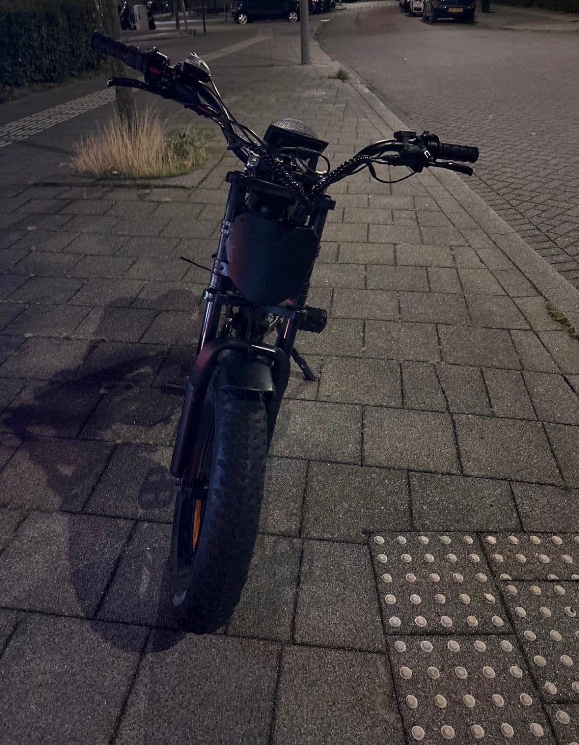 Custom V20 Pro E-bike - Ketting en motor defect, Ophalen, Gebruikt, Overige merken