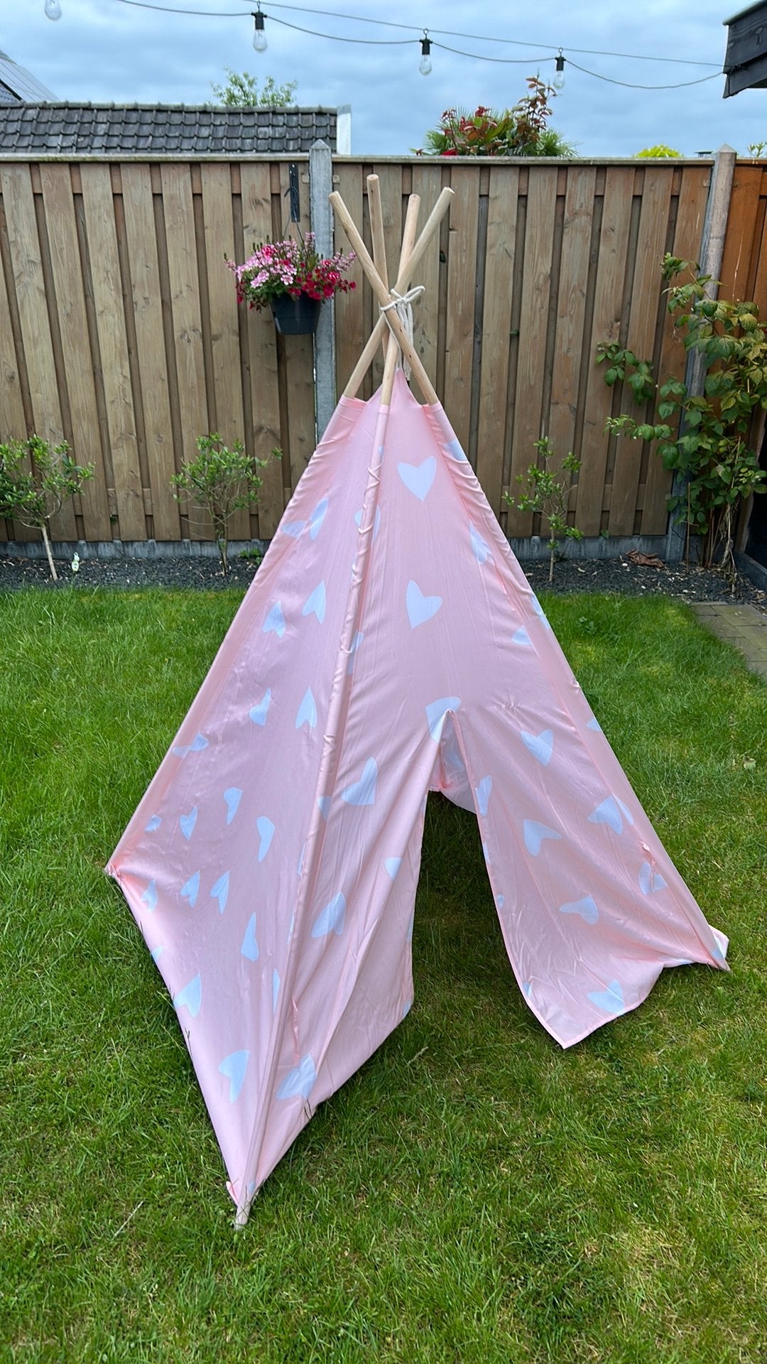 Roze Tipi Tent met Hartjes - Perfect voor Kinderen, Ophalen, Zo goed als nieuw, Overige typen