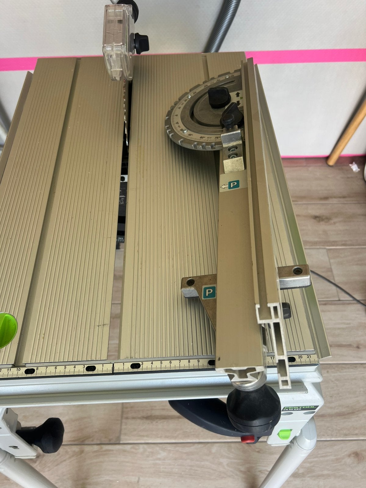 Festool CS 50 EBG precisio Trek-/afkortzaagmachine, Ophalen of Verzenden, Zo goed als nieuw