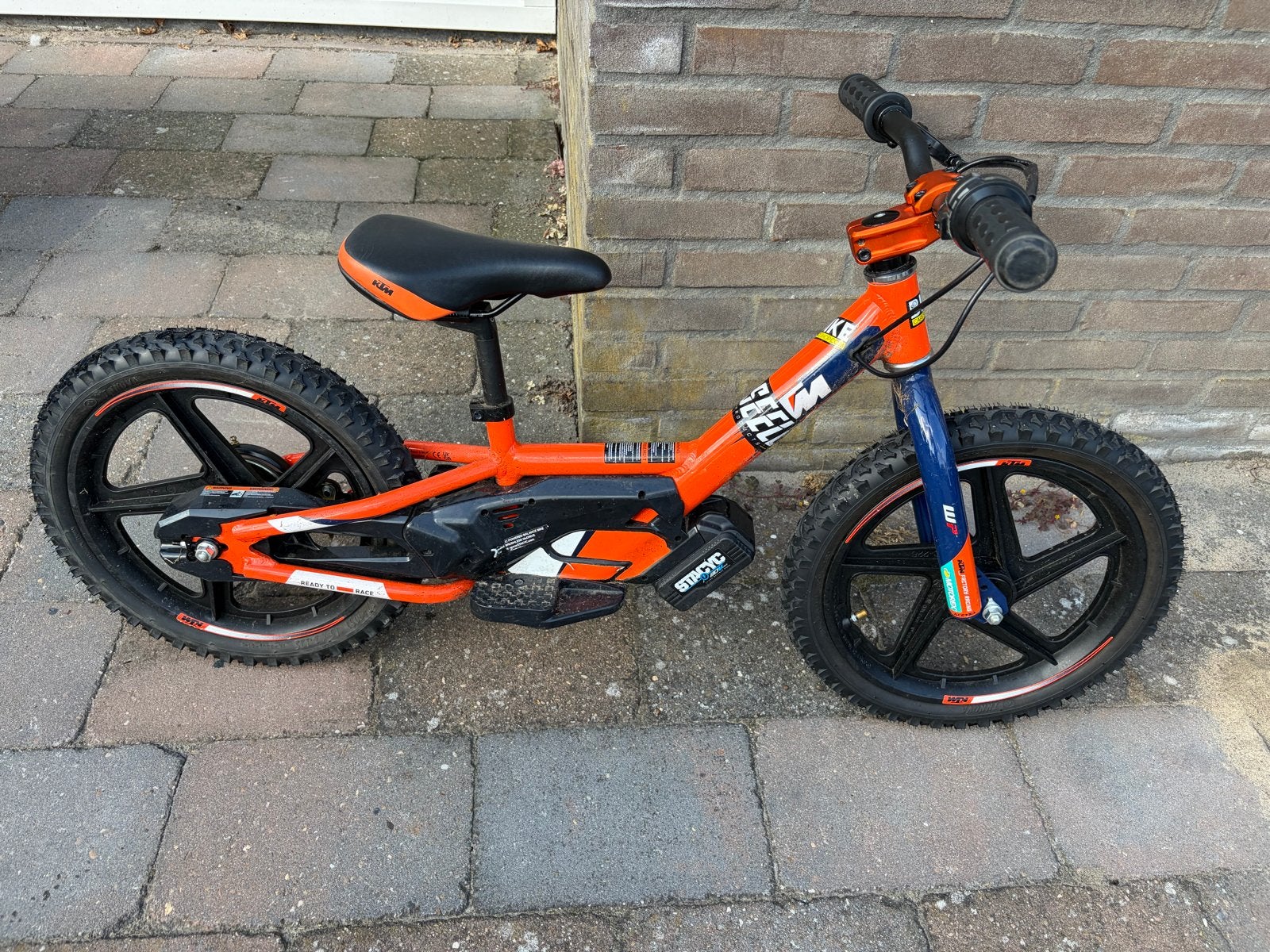 STACYC 16 inch KTM elektrische loopfiets, Kinderen en Baby's, Ophalen, Gebruikt, Loopfiets