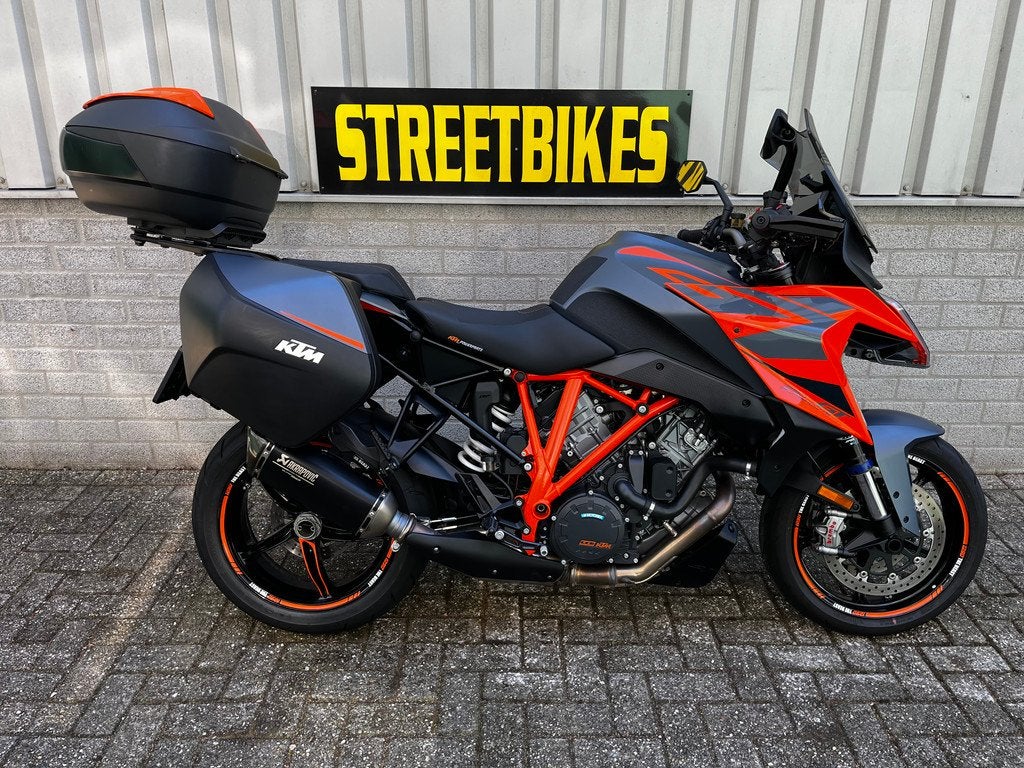 KTM 1290 SUPER DUKE GT (bj 2023), Motoren, Motoren | KTM, Bedrijf, 1301 cc, Toermotor