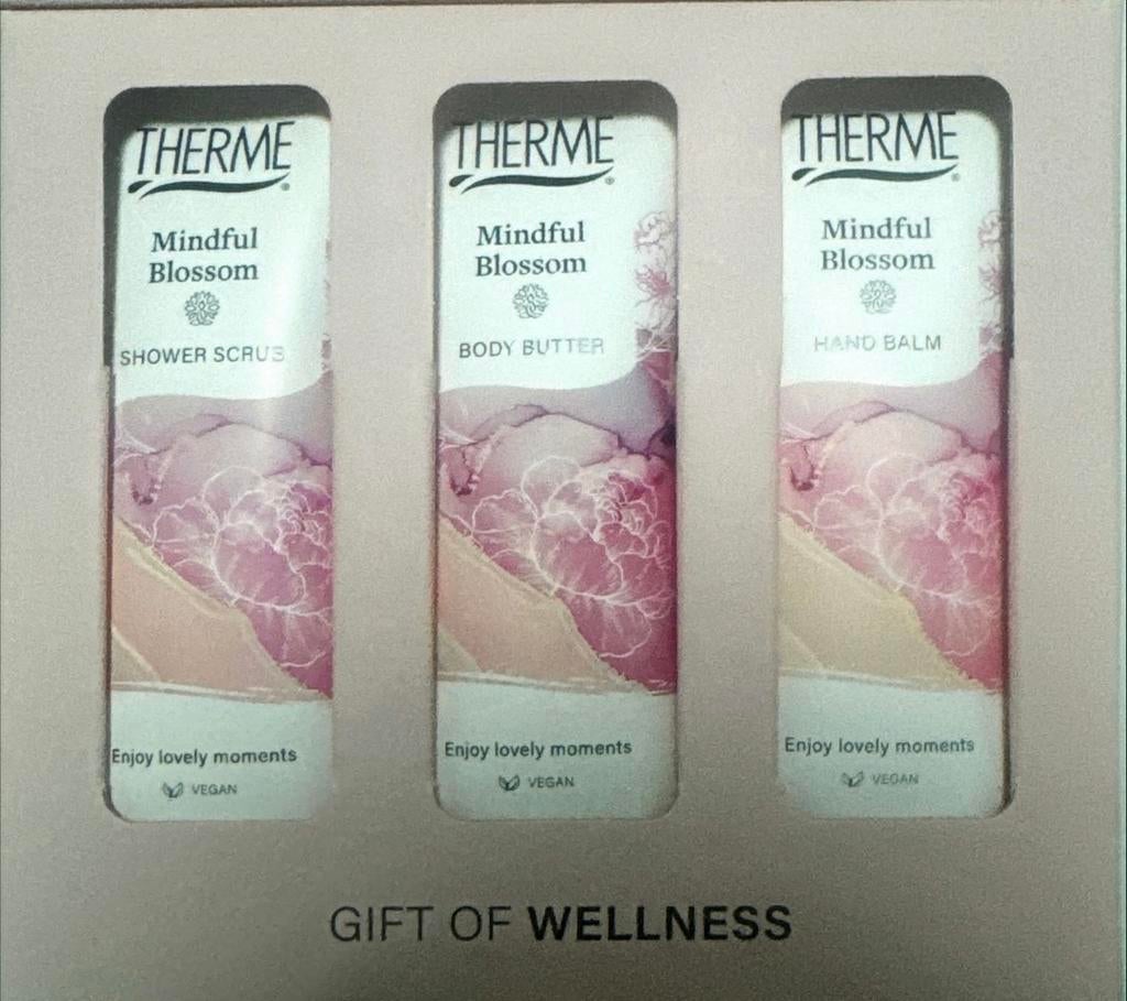 THERME Mindful Blossom Wellness Gift Set - Nieuw, Ophalen of Verzenden, Zo goed als nieuw, Overige typen
