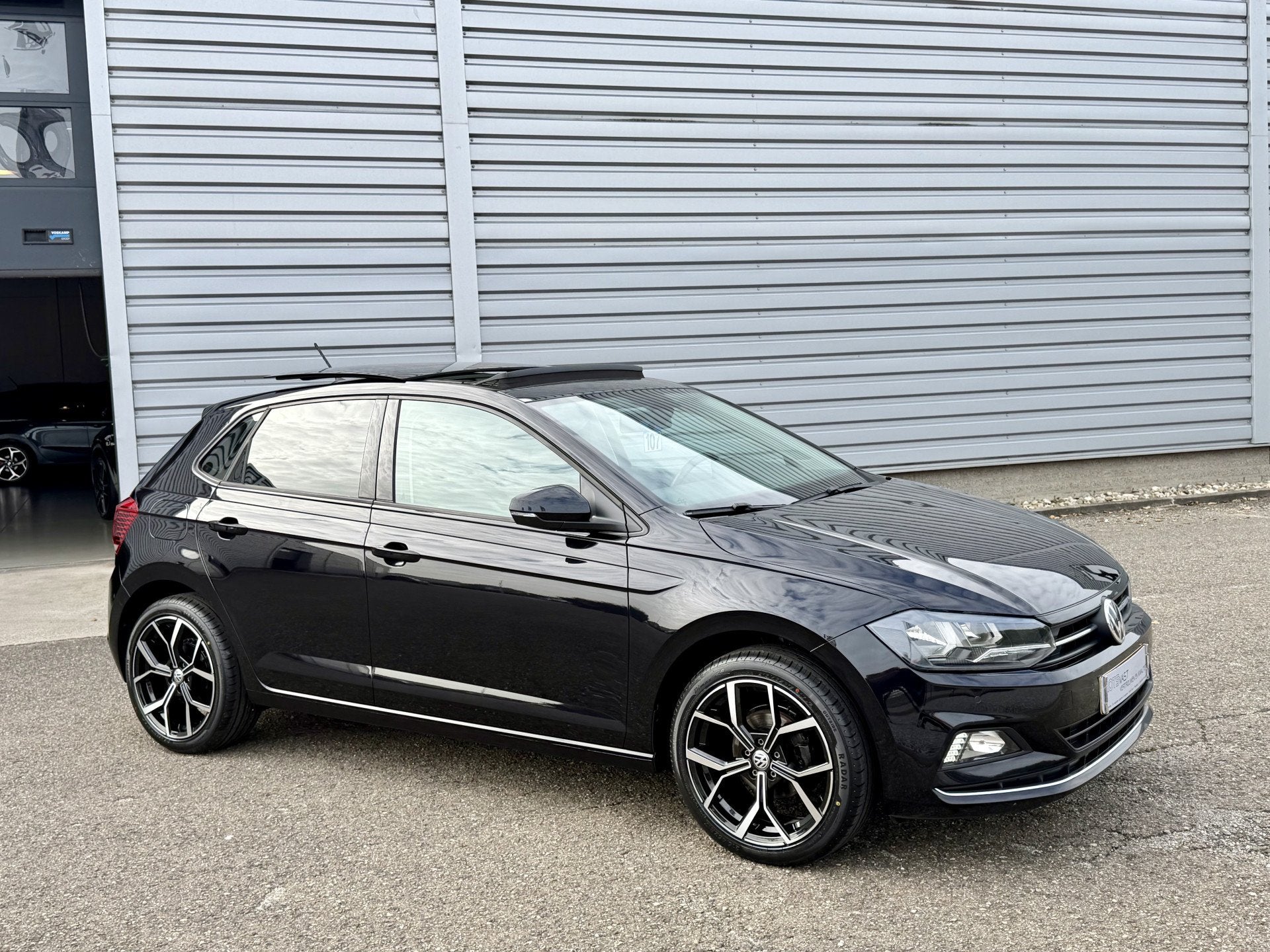 Volkswagen Polo 1.0 TSI Highline Panodak|PDC|Climate|Media Z, Voorwielaandrijving, 1063 kg, Gebruikt, Met garantie (alle)