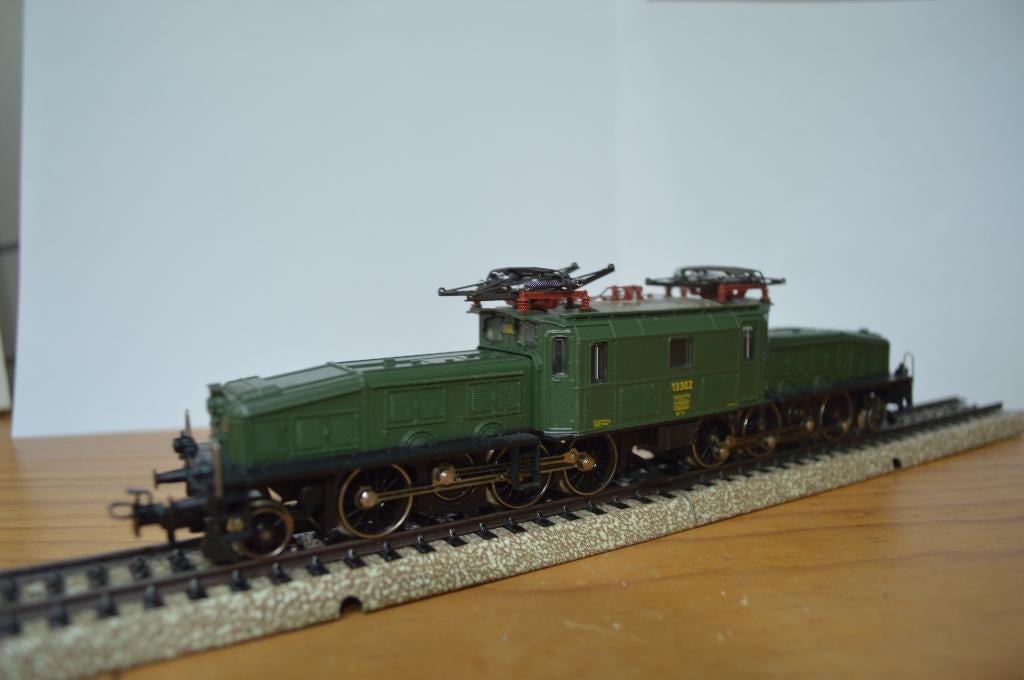Märklin 8356 : bijna nieuwe krokodil in DC uitvoering, Hobby en Vrije tijd, Modeltreinen | H0, Ophalen of Verzenden, Zo goed als nieuw