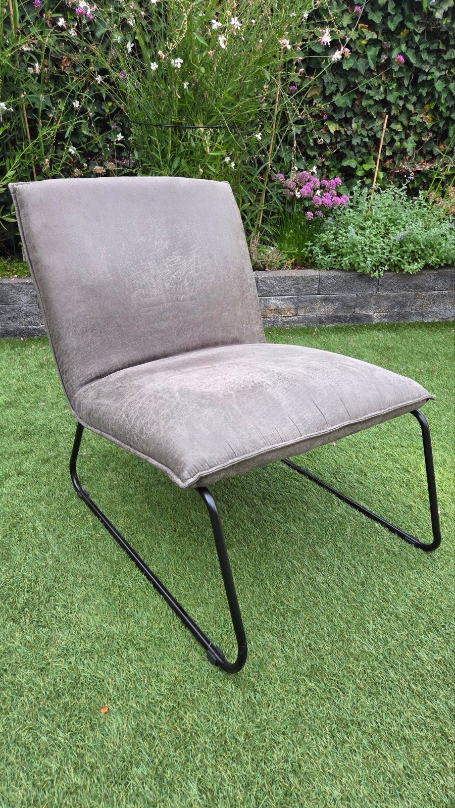 Leuke stoel - Grijs/groen met zwart metalen onderstel, Ophalen, Gebruikt, Modern, Industrieel, Metaal