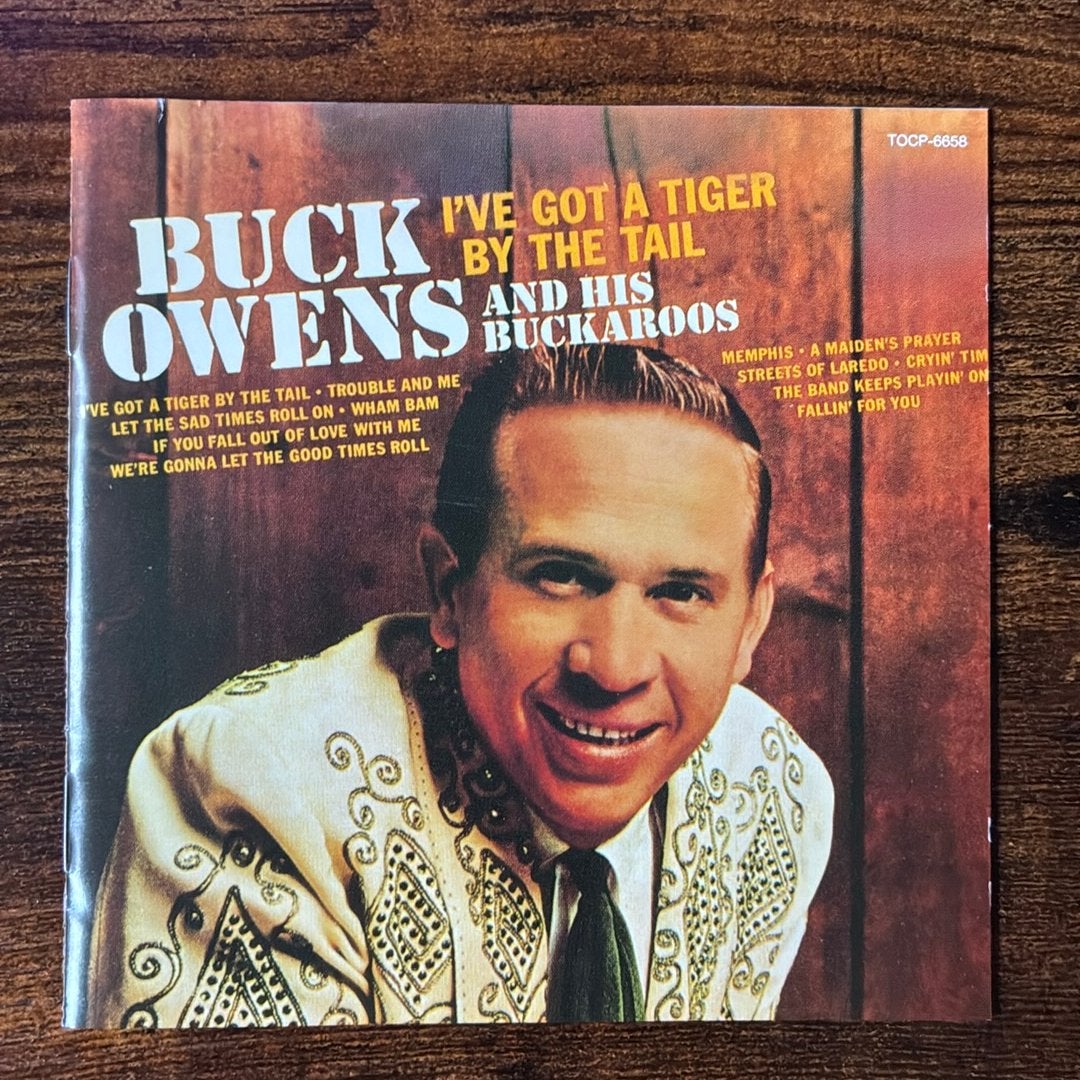 CD Buck Owens And His Buckaroos - I’ve Got A Tiger By The T., Gebruikt, Inclusief doosje, Ophalen of Verzenden, Country