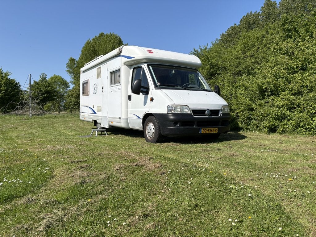 Bürstner T T615 (1045670), Caravans en Kamperen, Campers, Chemisch toilet, Reservewiel, Fiat, Luifel