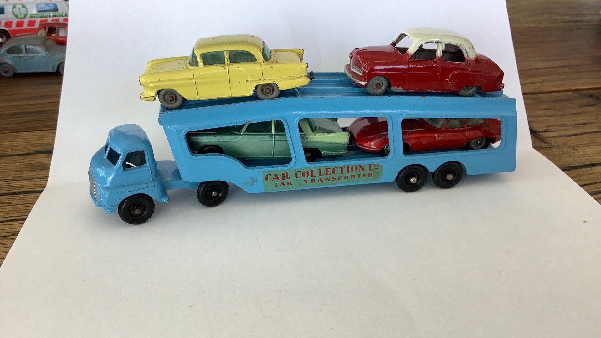 Matcbbox Car Transporter met 4 x matchbox, Ophalen of Verzenden