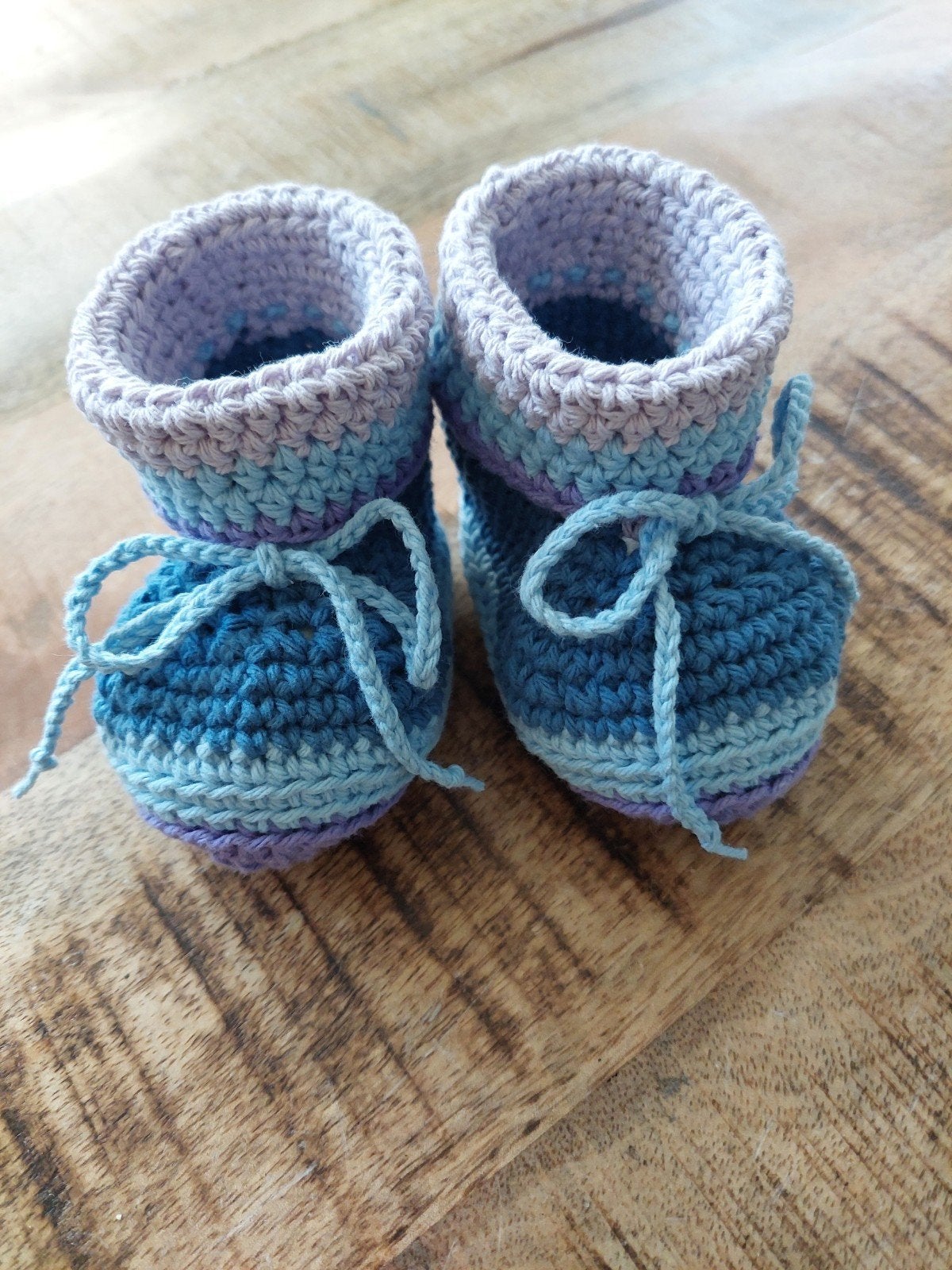 NIEUW Handgemaakt slofjes kraamcadeautje, Slofjes, Jongetje of Meisje, Handgemaakt, Nieuw