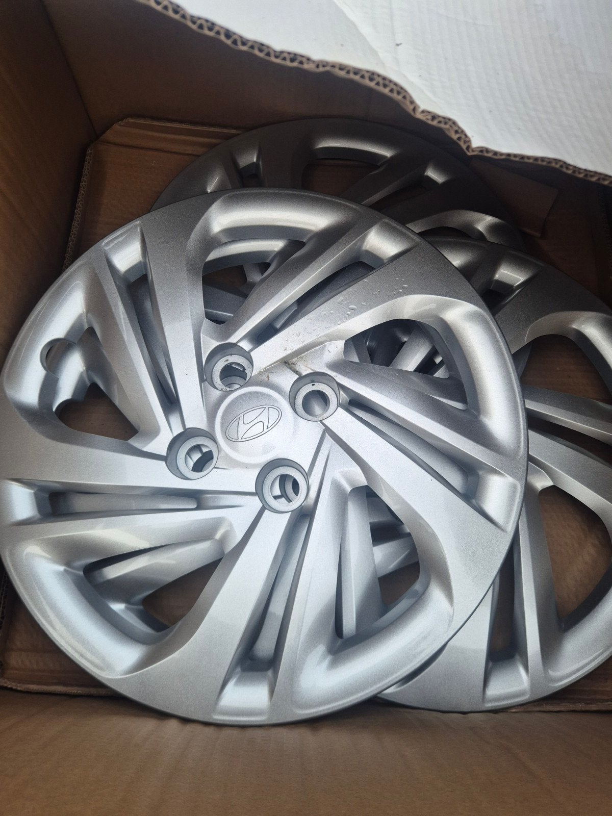 Set van 4 hyundai wieldoppen nieuwe 14 inch, Ophalen of Verzenden