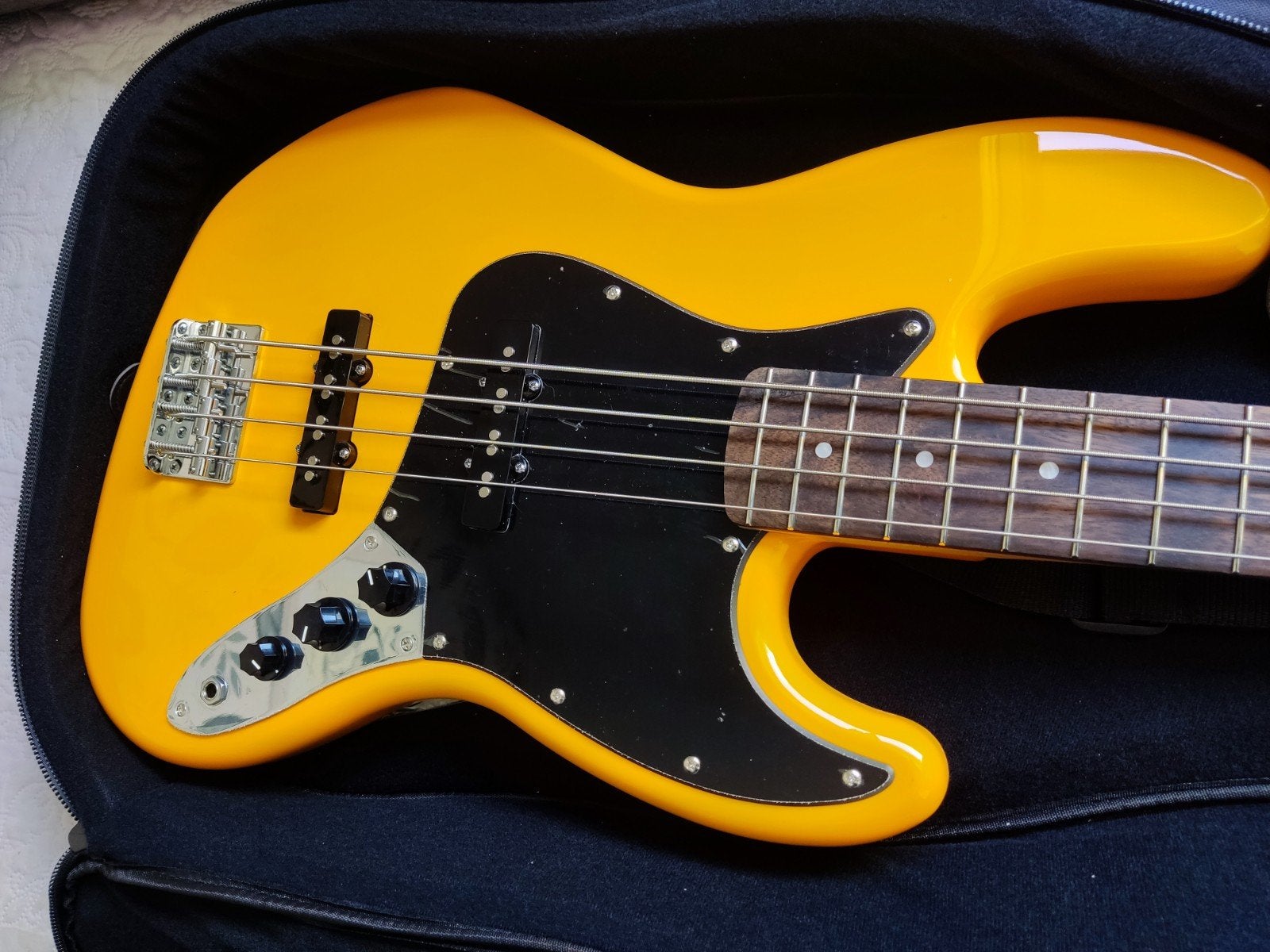 Markbass Global Series Bassgitaar - Geel, Ophalen, Nieuw, Elektrisch