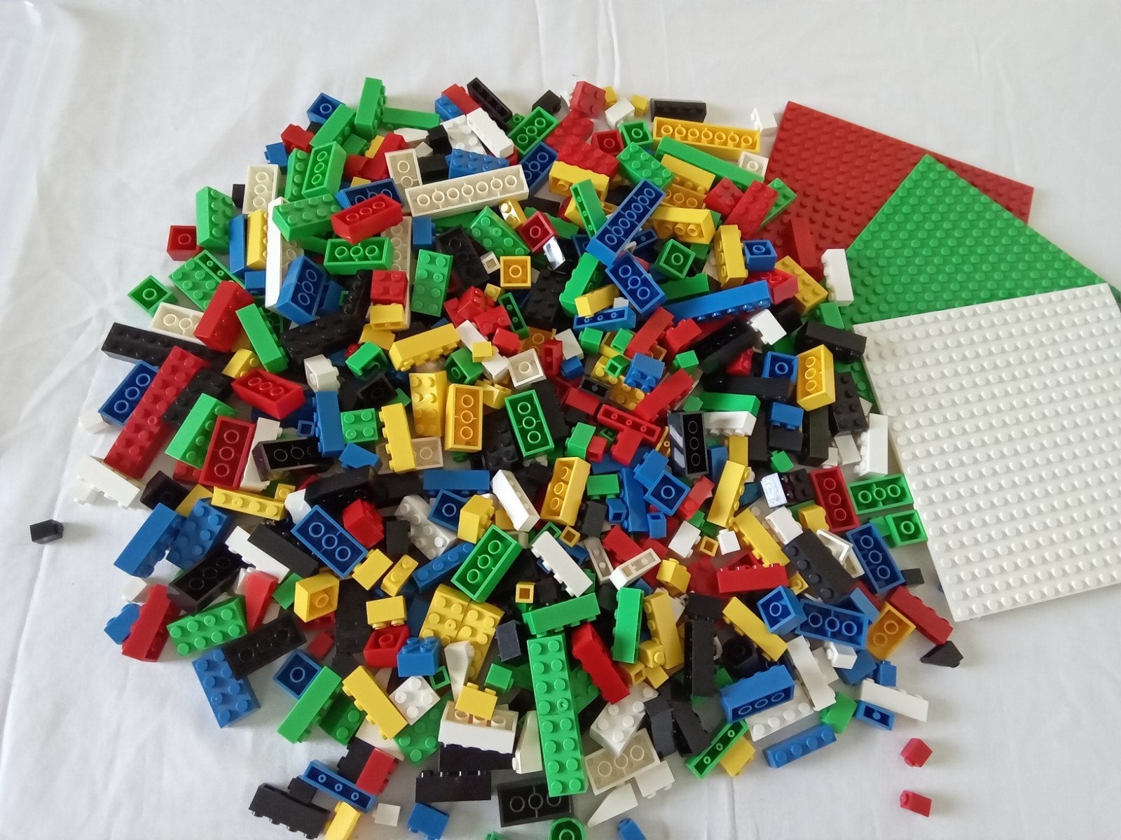 bouwstenen en grondplaten - lijkt en past op Lego, Ophalen of Verzenden, Zo goed als nieuw