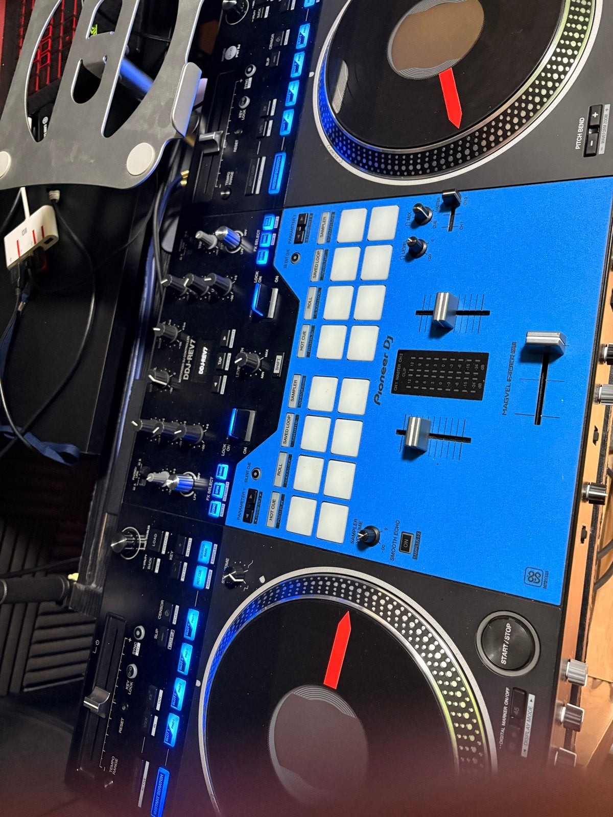 Pioneer DJ DDJ-REV7 controller met Decksaver en Flightcase, Muziek en Instrumenten, Ophalen of Verzenden, Zo goed als nieuw, Dj-set