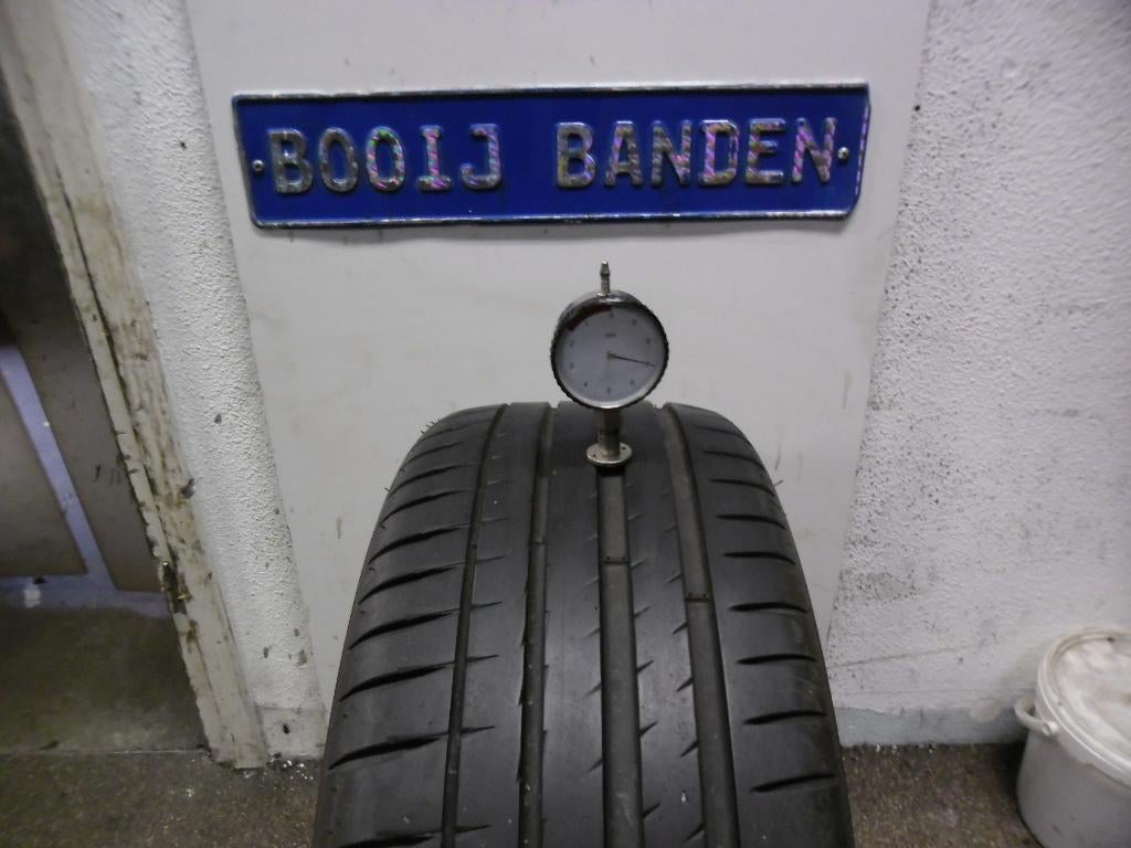 225 45 18 demobanden michelin pilot sport 4 met 7 mm profiel, 18 inch, Banden en Velgen, Ophalen of Verzenden, Zomerbanden