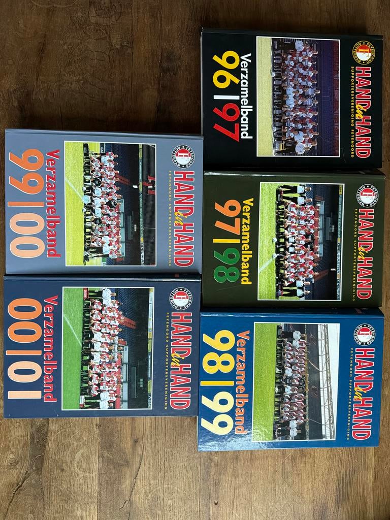 Feyenoord Hand in Hand Verzamel Banden 1996-2001, Ophalen of Verzenden, Zo goed als nieuw