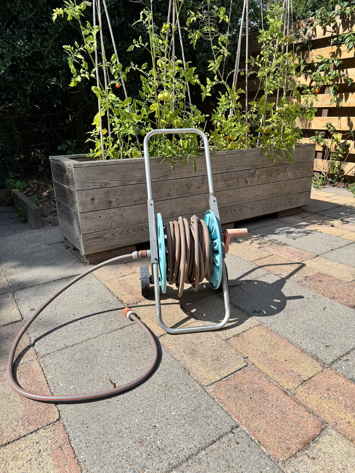 Gardena slangenwagen 22 meter slang en tussenstuk, Ophalen, Gebruikt