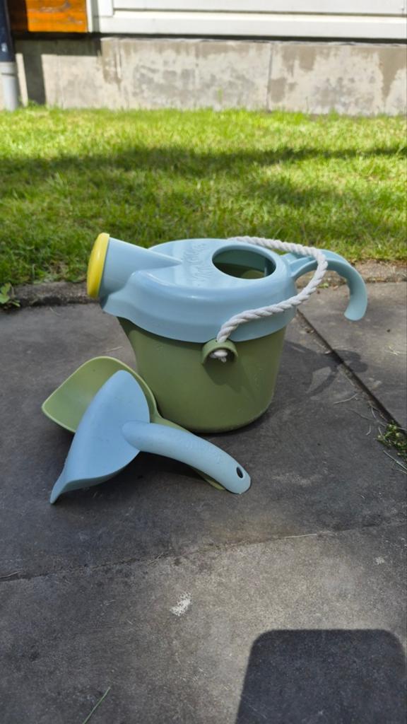 Viking Toys Strandset. Emmer en Gieter schepje en hark, Ophalen of Verzenden, Zo goed als nieuw