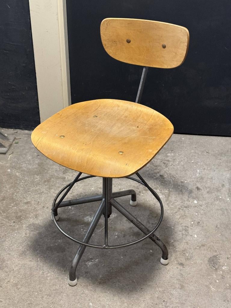 Vintage working stoel, Ophalen