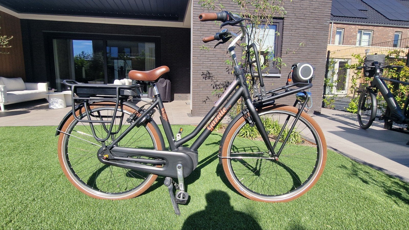 Elektrische Gazelle fiets uit 2021, 1378km, Ophalen, Zo goed als nieuw, 47 tot 51 cm, 50 km per accu of meer
