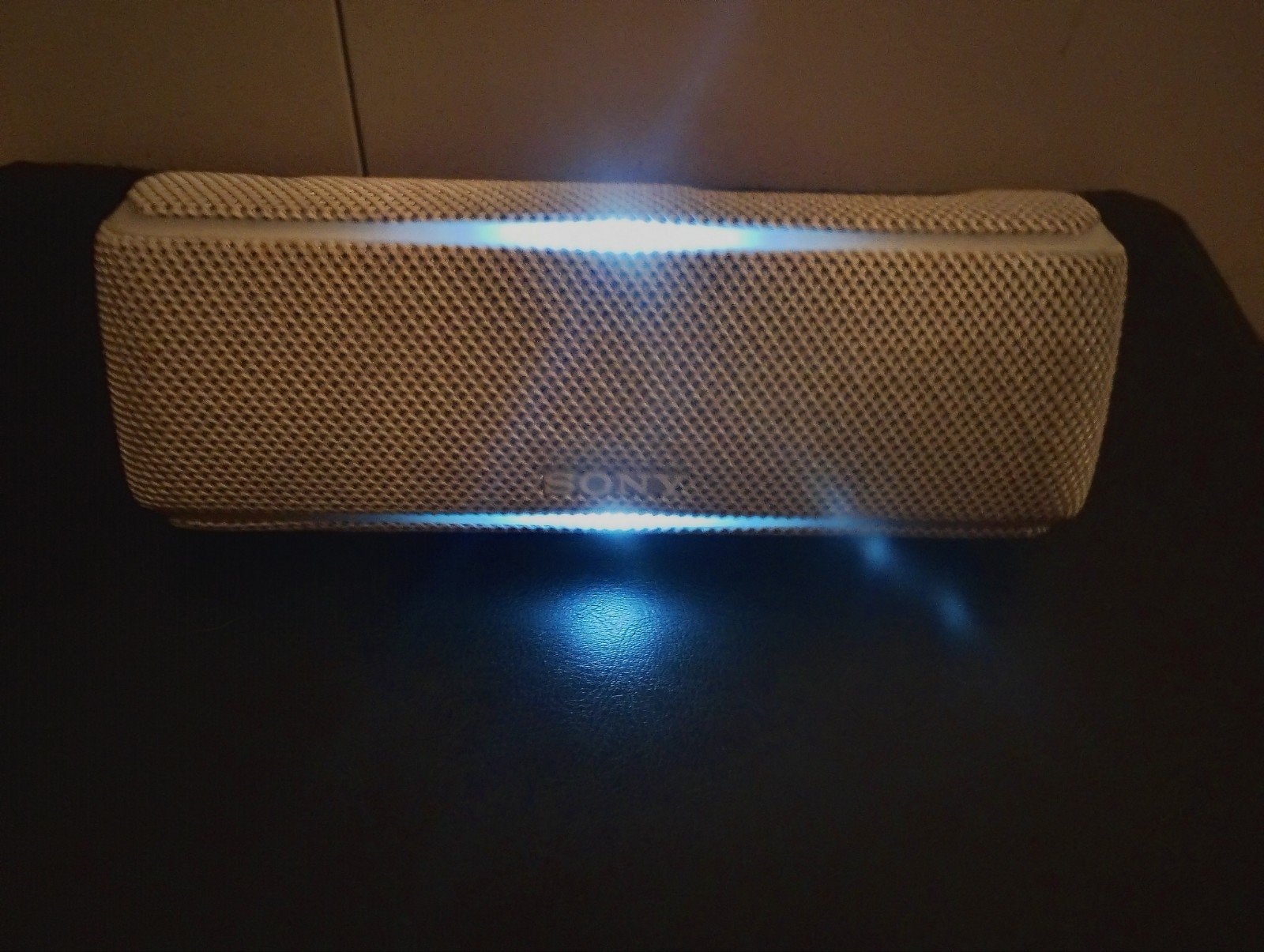 Foto 7 van Sony draagbare Bluetooth speaker zilver