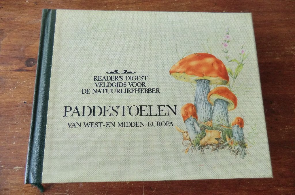 boek- Paddestoelen van west-en midden-Europa -readers digest, Boeken, Natuur, Ophalen of Verzenden, Gelezen, Overige onderwerpen