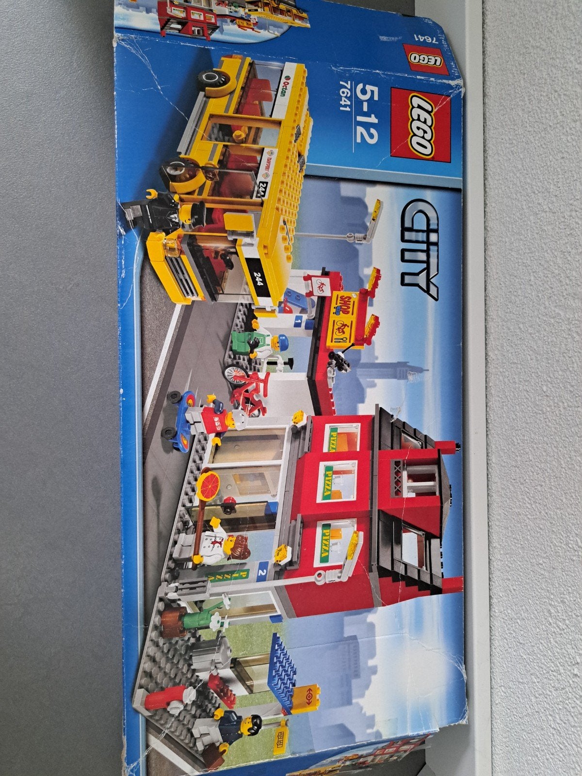 Lego City 7641: Stadsplein met bus en winkel, Kinderen en Baby's, Speelgoed | Duplo en Lego, Lego, Ophalen of Verzenden, Inclusief doos