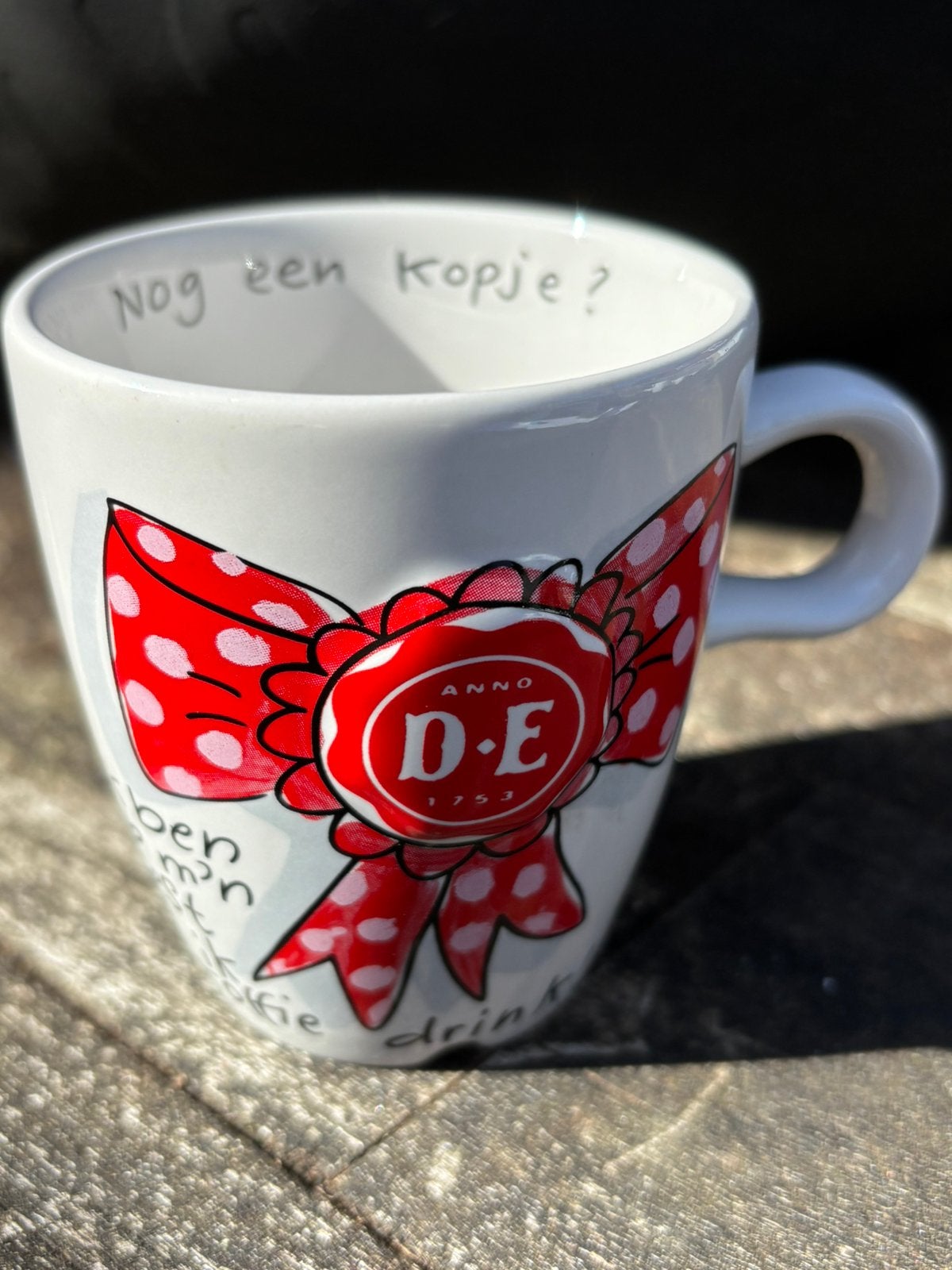 Blond mok Douwe Egberts DE, Verzenden