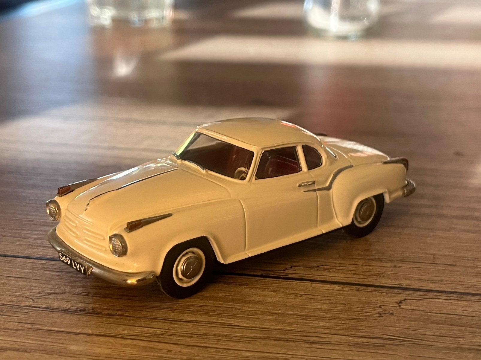 Pathfinder Models PFM CC2 Borgward Isabella Coupe 1959 1:43, Ophalen of Verzenden, Zo goed als nieuw, Auto, Overige merken