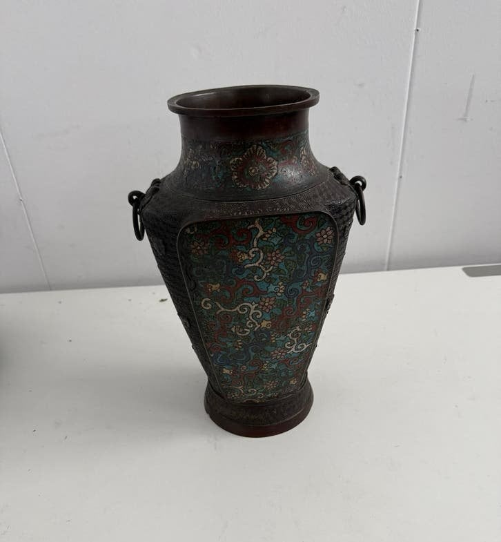 Antieke Chinese Cloisonné Vaas met Drakenhandvatten, Ophalen