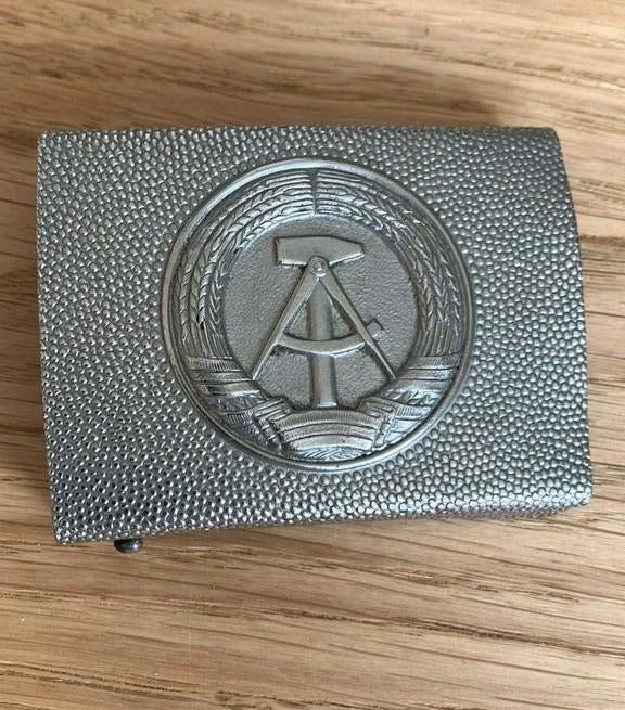 DDR Riemgesp met Embleem, Ophalen of Verzenden, Landmacht, Duitsland, Embleem of Badge