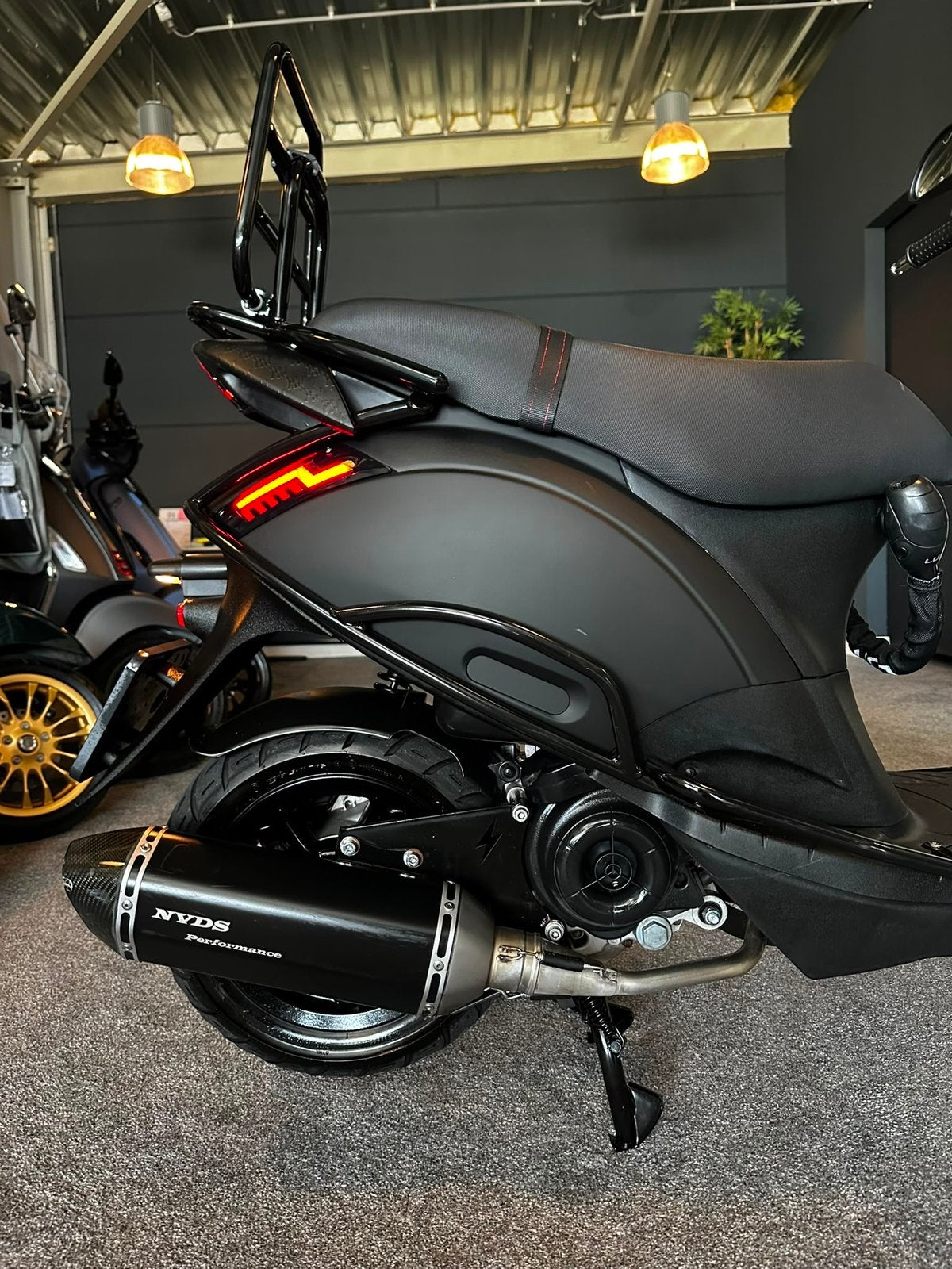 Piaggio Zip 50S | Full option | Brom | 2024 | Malossi, Ophalen, Maximaal 45 km/u, Zo goed als nieuw, Benzine