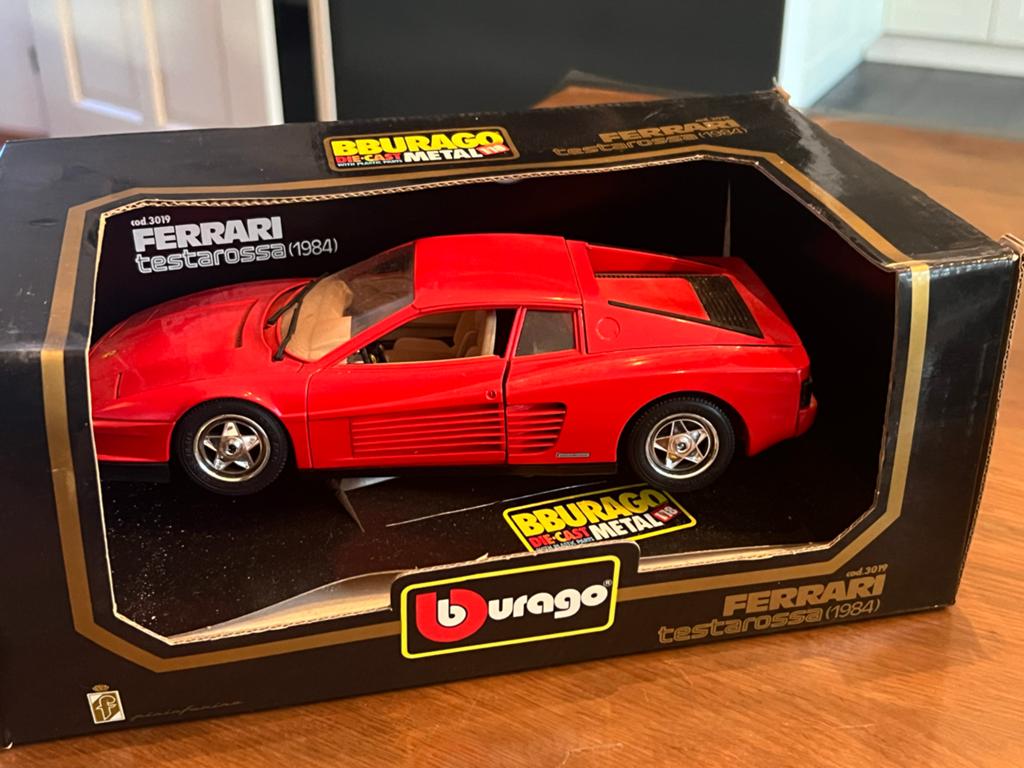Bburago Ferrari Testarossa (1984) Diecast Model 1:18, Ophalen of Verzenden, Zo goed als nieuw, Auto, Overige merken