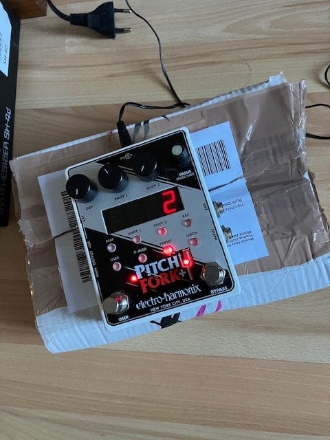 EHX PITCH FORK PLUS, Muziek en Instrumenten, Ophalen of Verzenden, Zo goed als nieuw, Solid body, Overige merken
