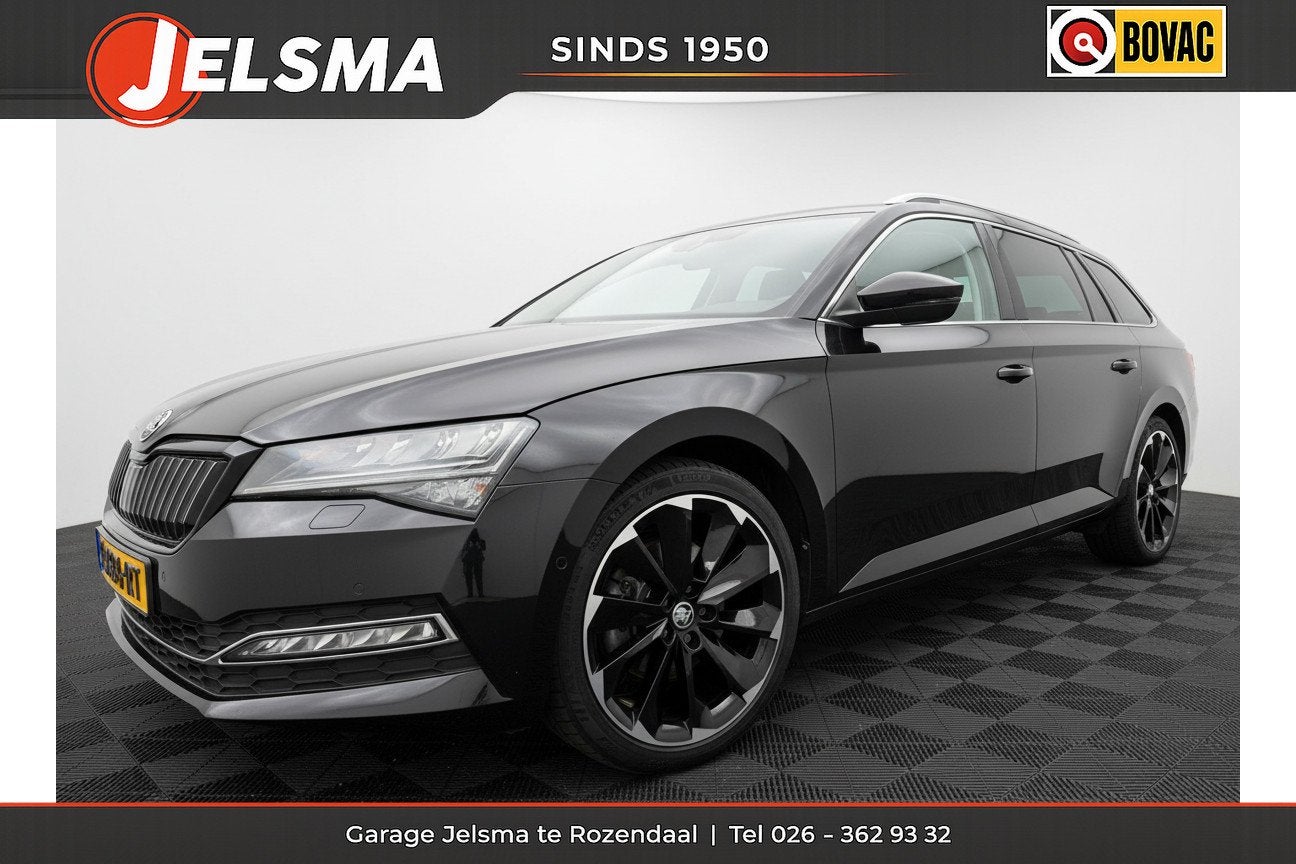 Skoda Superb Combi iV PHEV Upgrade Bus. Edition+ Sport pack, Auto's, Skoda, 4 cilinders, Zwart, 102 €/maand, Te koop