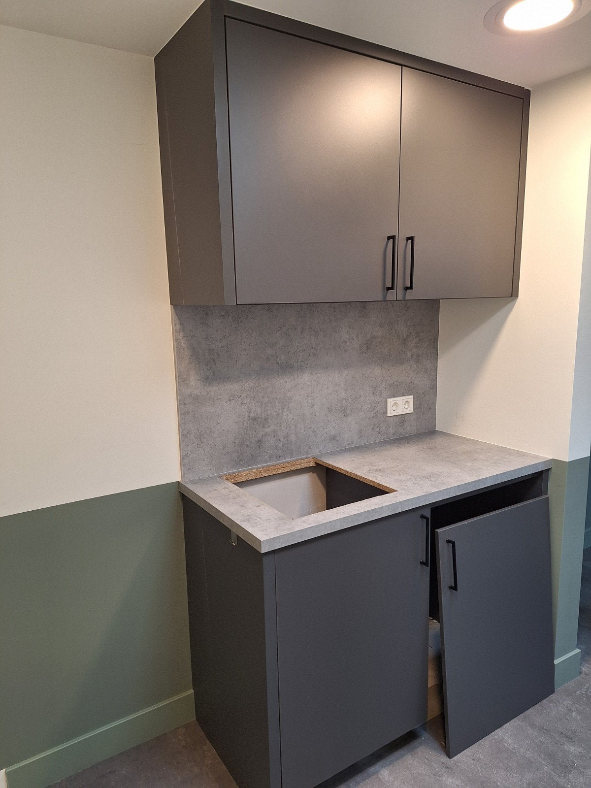 KEUKENBLOK met dubbele bovenkast ZELF DEMONTEREN, Huis en Inrichting, Keuken | Keukenelementen, Ophalen, Gebruikt, 100 tot 150 cm