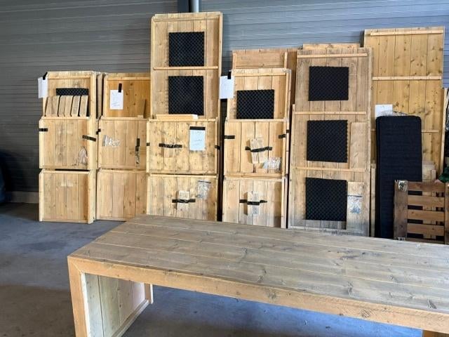 Tafel, bureau steigerhout 13 stuks, Huis en Inrichting, Bureaus, Overige typen, Eigen@bouw.nl, Hout, Eigen bouw