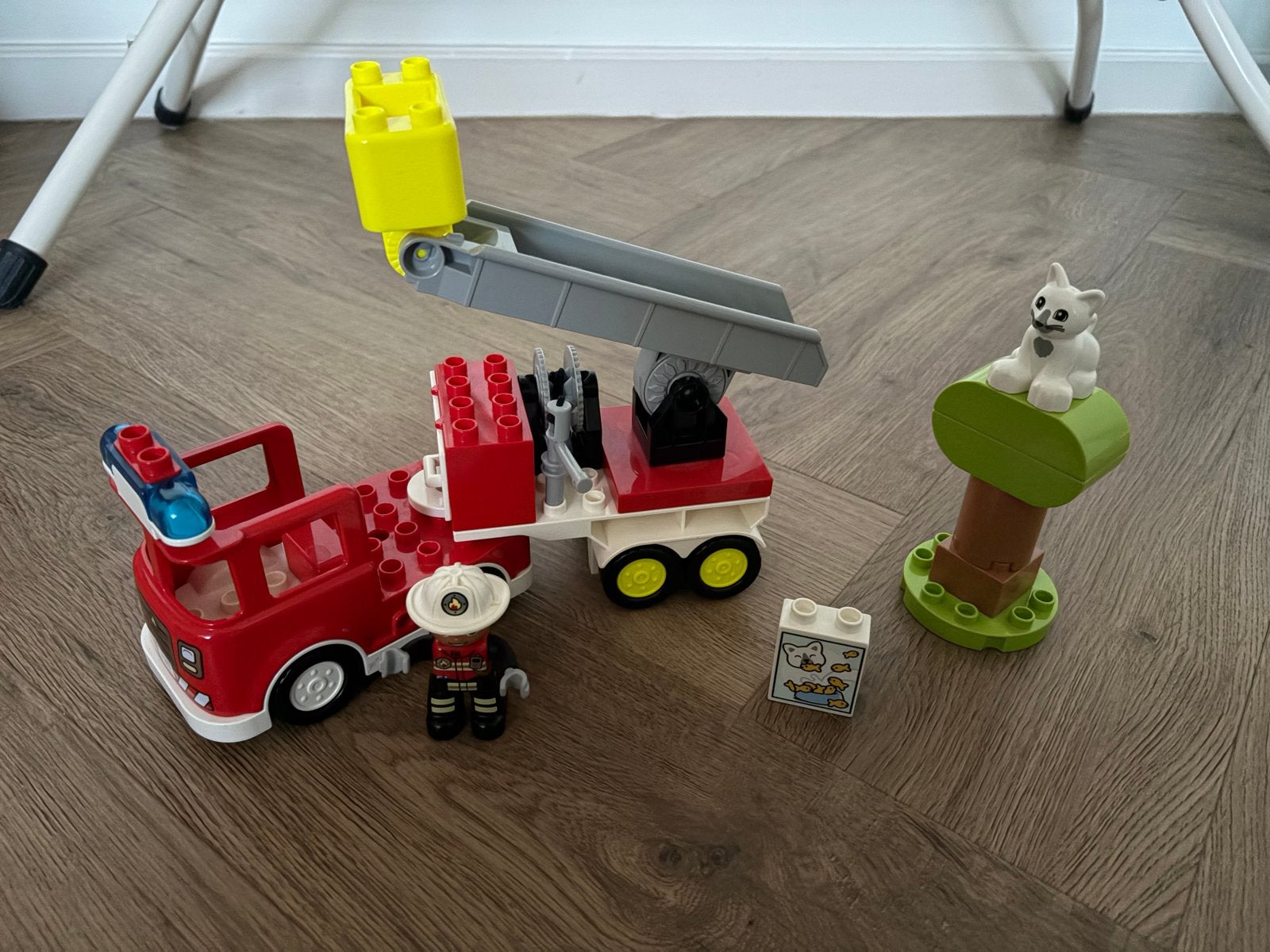 LEGO Duplo brandweerauto, incl zwaailicht, Ophalen of Verzenden, Zo goed als nieuw, Overige merken