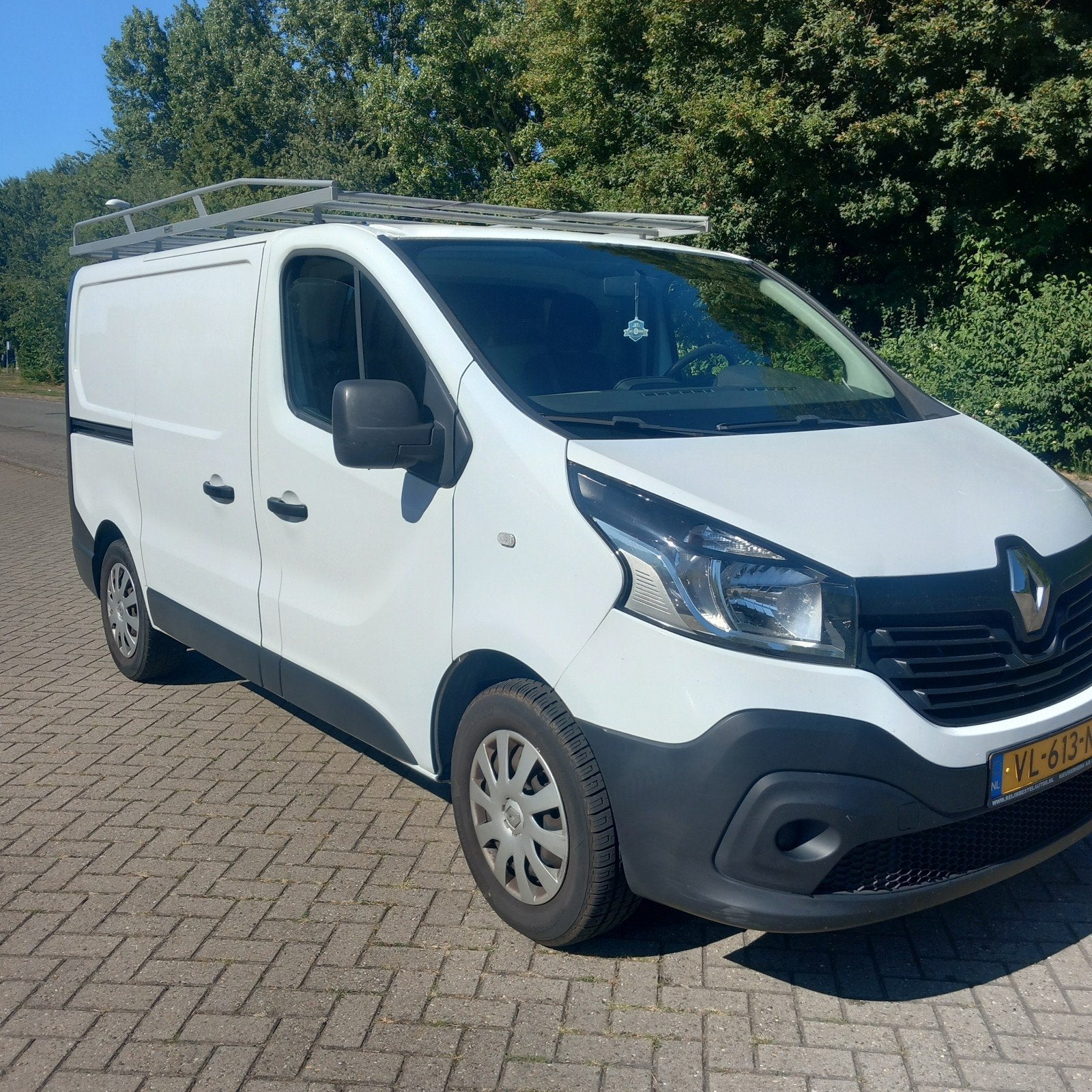 Renault Trafic GB 1.6 dCi 90pk L1h1 T27 2015, Auto's, Voorwielaandrijving, Zwart, 4 cilinders, Renault