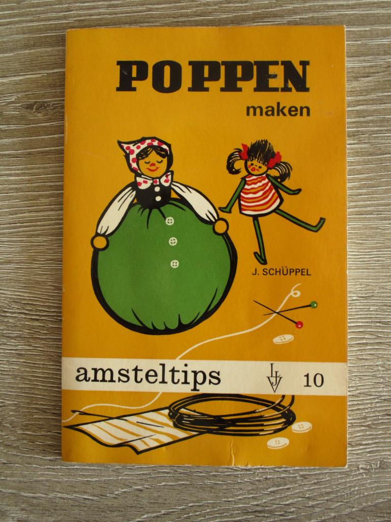 Poppen maken - J. Schüppel, Ophalen of Verzenden, Gelezen, Poppen maken