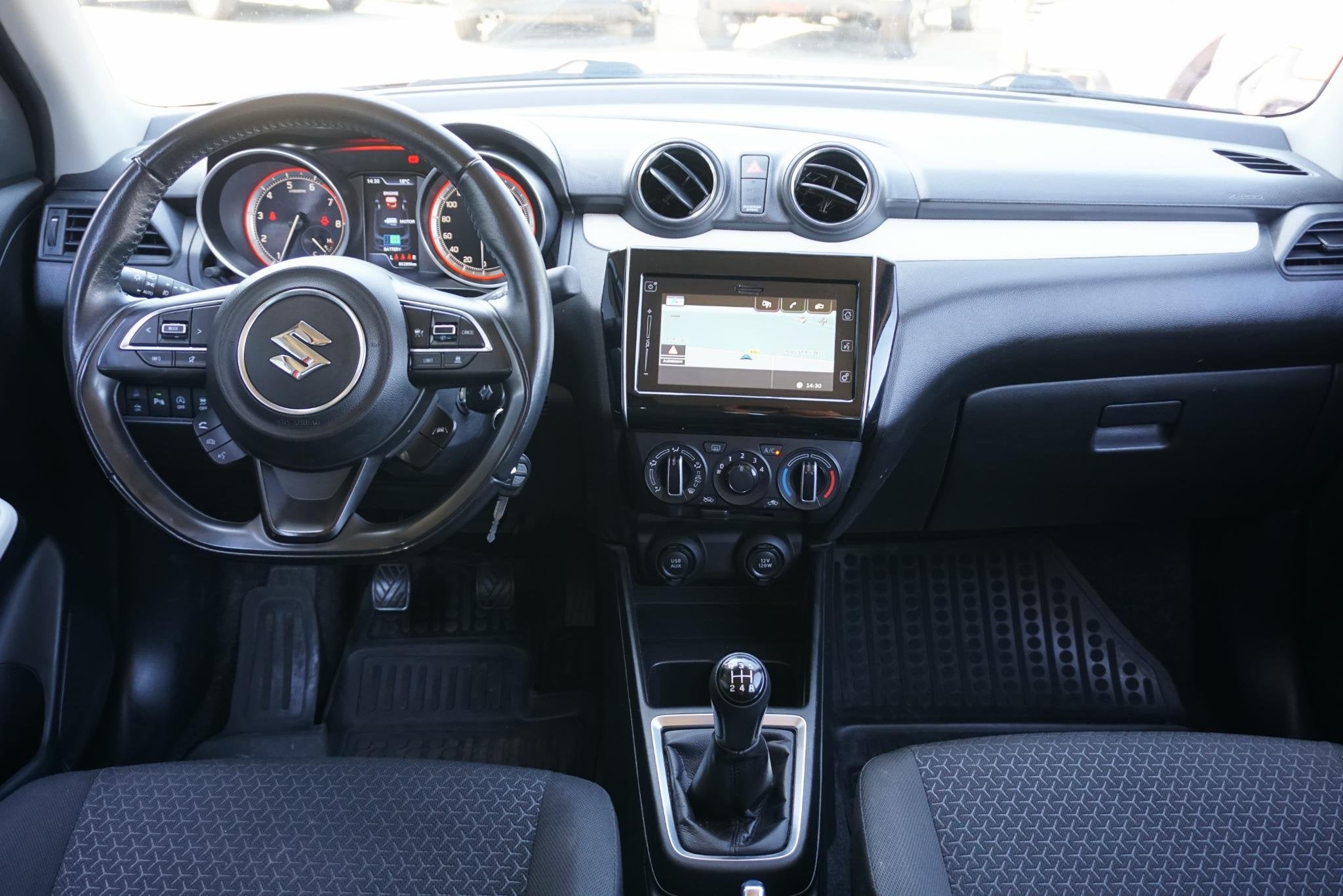 Suzuki Swift 1.2 Select Smart Hybrid + DODEHOEK / CAMERA / P, Auto's, Suzuki, 83 pk, Stof, Gebruikt, 4 cilinders
